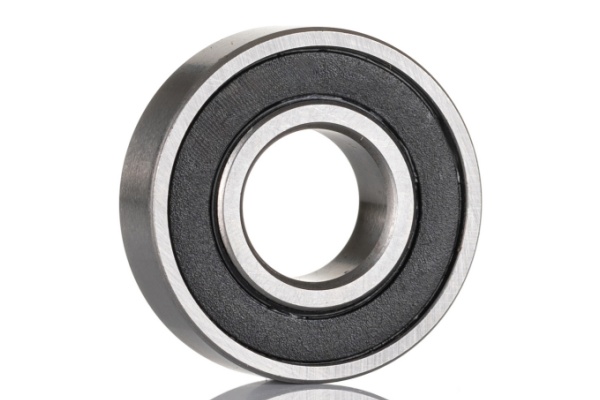 image shows a 6204 single row deep groove ball bearing, and its seal type is 2rs