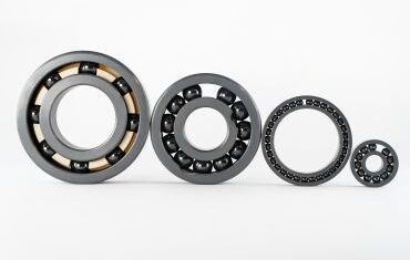 Four ball bearings full made of silicon nitride