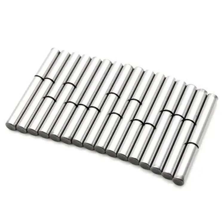 Loose needle rollers used in needle roller bearings for precise applications