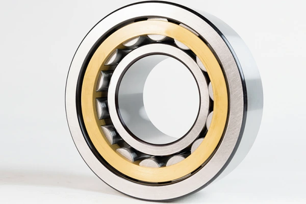 image shows cylindrical roller bearing highlighting rollers, inner/outer rings, and cage.