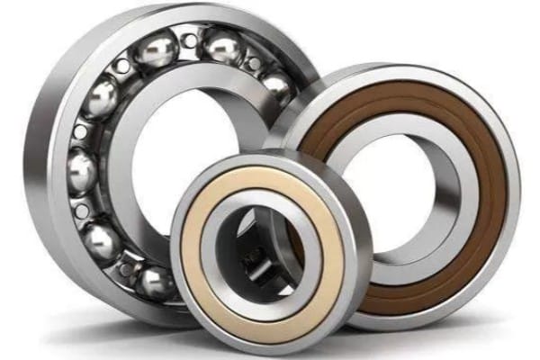 A side-by-side visual comparison showing the structural differences between shielded vs sealed bearings.